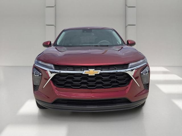2024 Chevrolet Trax LS - Photo 8