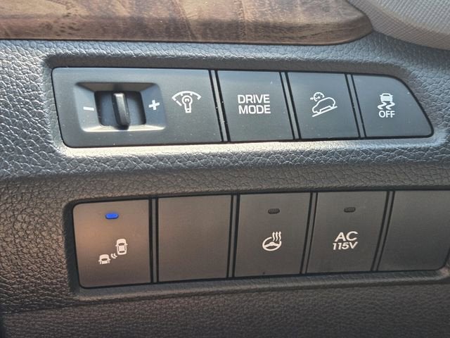 2017 Hyundai Santa Fe SE Ultimate