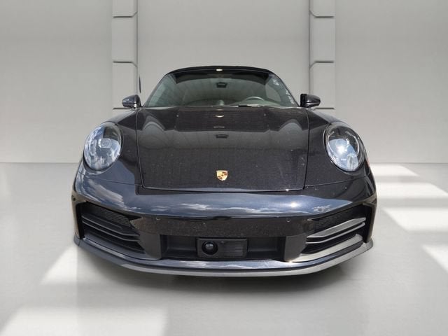 2025 Porsche 911 Carrera