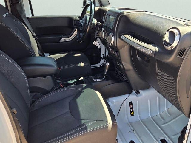2015 Jeep Wrangler Unlimited 4WD 4dr Rubicon