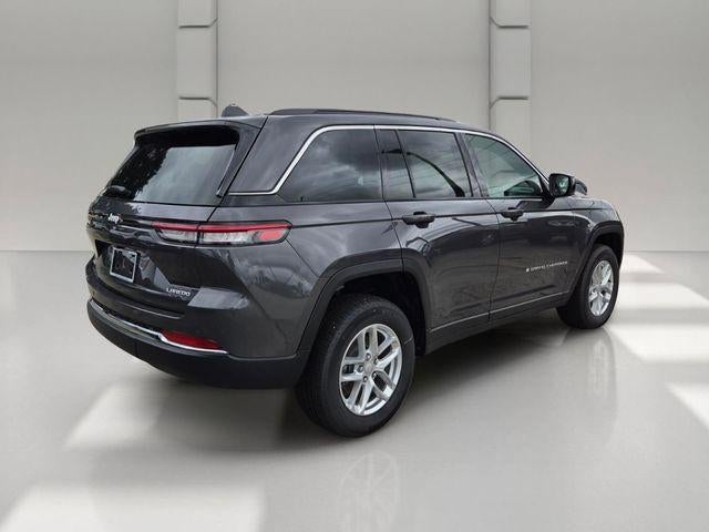 2026 Jeep Grand Cherokee Laredo 4x4