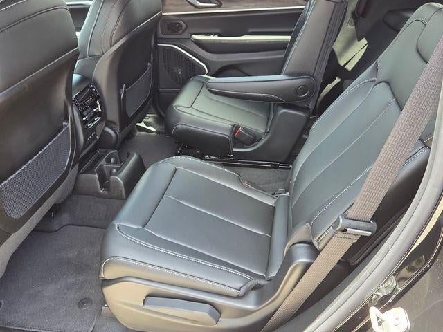 2026 Jeep Grand Cherokee L Limited 4x2