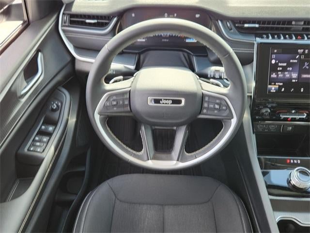 2024 Jeep Grand Cherokee L Laredo 4x4