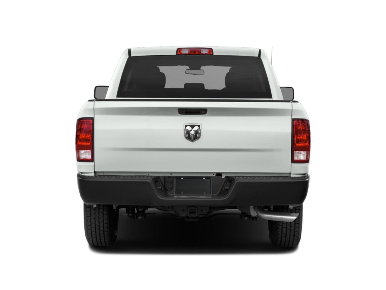 2015 RAM 1500 2WD Crew Cab 5.7 Ft Box Express