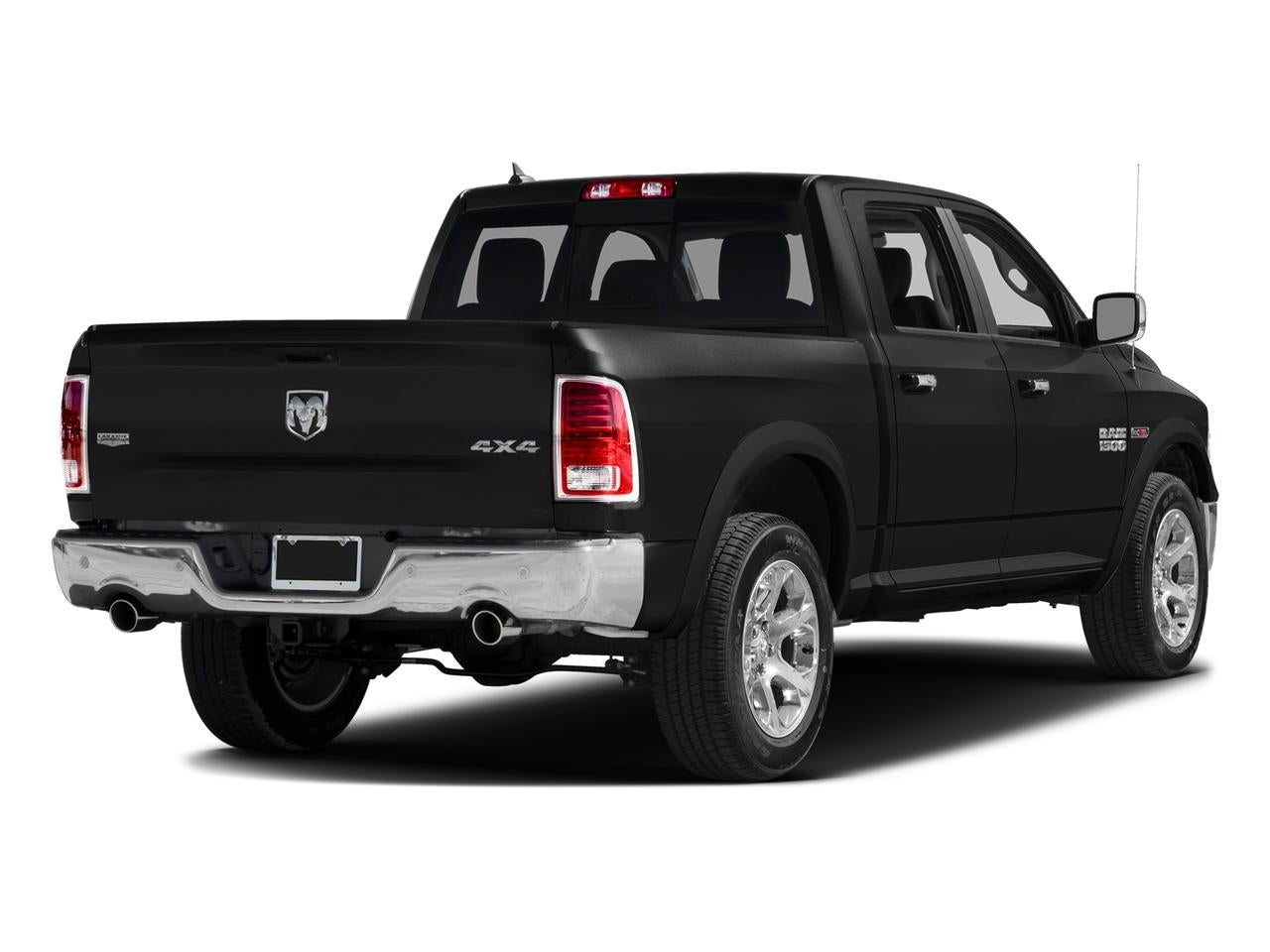2017 RAM 1500 Laramie 4x2 Crew Cab 5'7" Box
