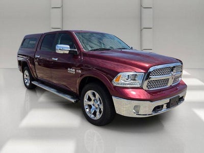 2017 RAM 1500 Laramie 4x4 Crew Cab 5'7" Box
