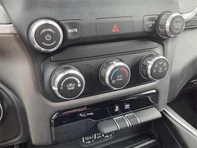 2022 RAM 1500 Big Horn 4x2 Quad Cab 6'4" Box