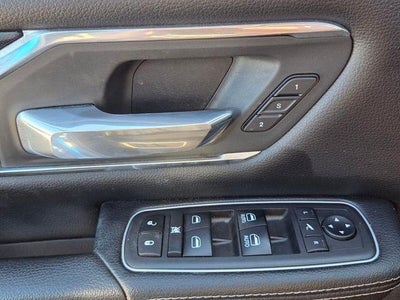 2021 RAM 1500 Laramie 4x4 Crew Cab 5'7" Box