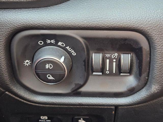 2025 RAM 1500 Rebel 4x4 Crew Cab 5'7" Box