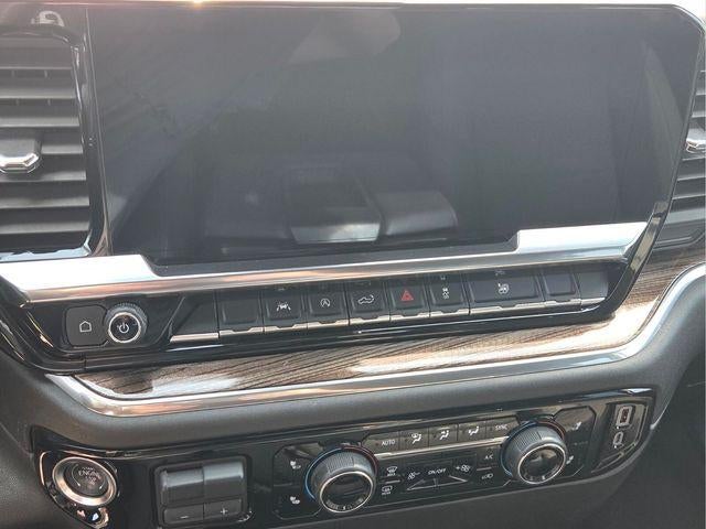 2025 Chevrolet Silverado 1500 Crew Cab Short Box 4-Wheel Drive LT 1LT
