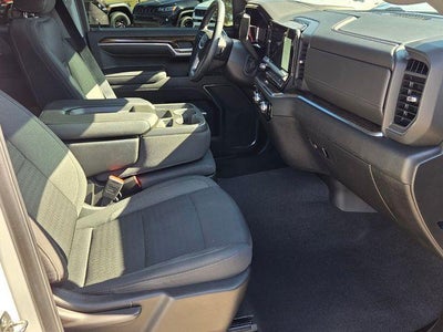 2023 GMC Sierra 1500 Crew Cab Short Box 4-Wheel Drive SLE