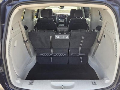 2019 Chrysler Pacifica Touring L FWD