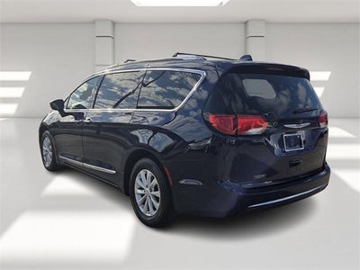 2019 Chrysler Pacifica Touring L FWD