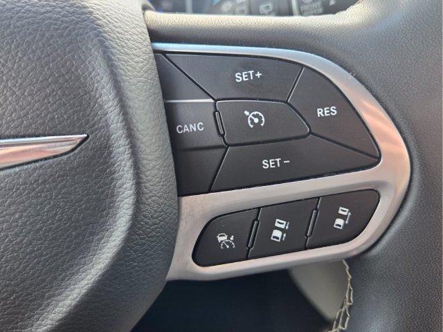 2023 Chrysler Pacifica Touring L FWD