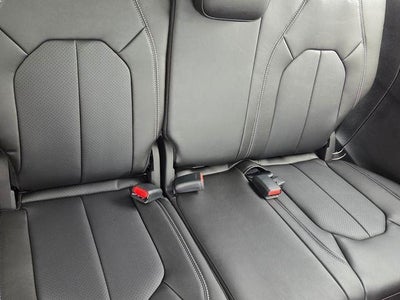 2027 Chrysler Pacifica Select FWD