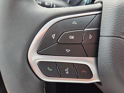 2027 Chrysler Pacifica Select FWD