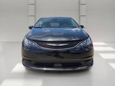 2023 Chrysler Voyager LX FWD