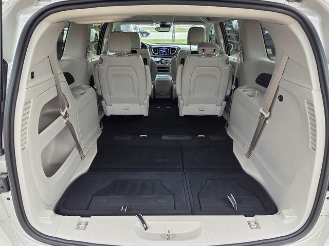 2019 Chrysler Pacifica Touring L Plus FWD