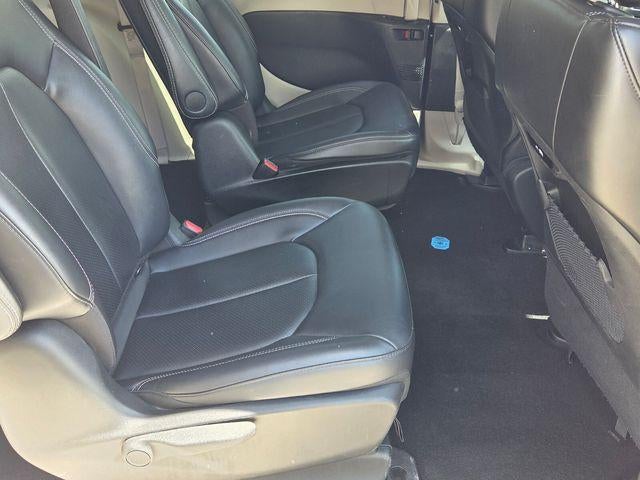 2024 Chrysler Pacifica Hybrid Select FWD