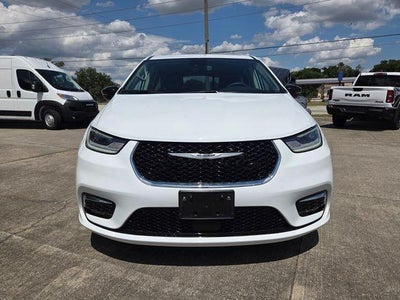 2024 Chrysler Pacifica Hybrid Select FWD