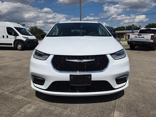 2024 Chrysler Pacifica Hybrid Select FWD
