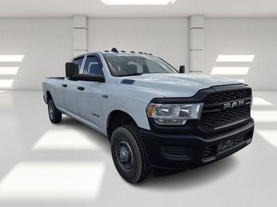 2022 RAM 2500 Tradesman 4x4 Crew Cab 8' Box