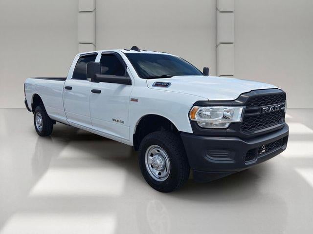 2022 RAM 2500 Tradesman 4x4 Crew Cab 8' Box