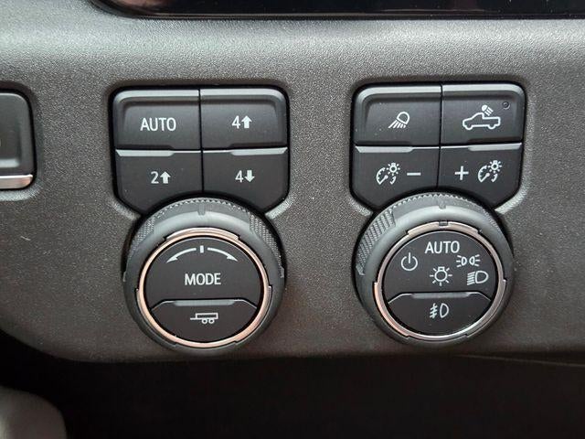 2024 Chevrolet Silverado 1500 Crew Cab Short Box 4-Wheel Drive ZR2