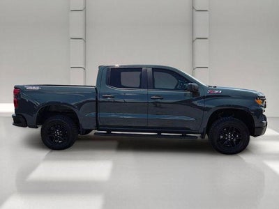 2025 Chevrolet Silverado 1500 Crew Cab Short Box 4-Wheel Drive Custom Trail Boss