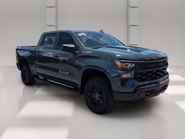2025 Chevrolet Silverado 1500 Crew Cab Short Box 4-Wheel Drive Custom Trail Boss