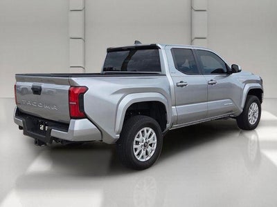 2024 Toyota Tacoma 2WD 2WD SR5 Double Cab 5' Bed AT (SE)