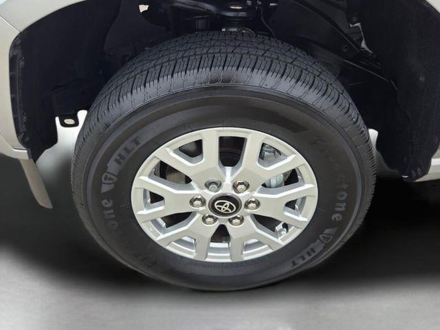 2024 Toyota Tacoma 2WD 2WD SR5 Double Cab 5' Bed AT (SE)