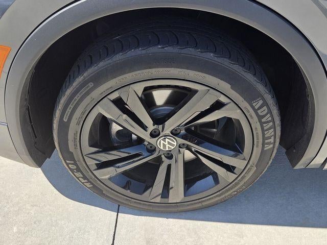 2023 Volkswagen Tiguan 2.0T SE R-Line Black FWD