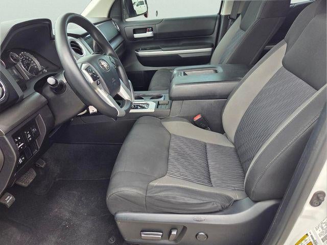 2015 Toyota Tundra 4WD Truck 4WD Double Cab Standard Bed 5.7L V8 SR5 (Natl)