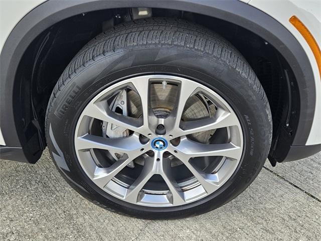 2025 BMW X5 xDrive50e Plug-In Hybrid