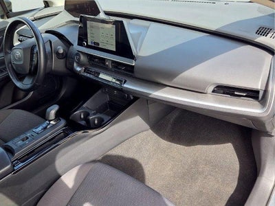 2024 Toyota Prius LE (Natl)