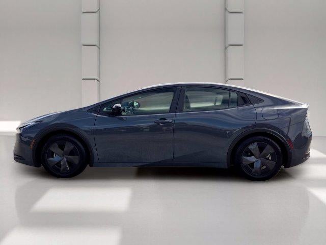 2024 Toyota Prius LE (Natl)