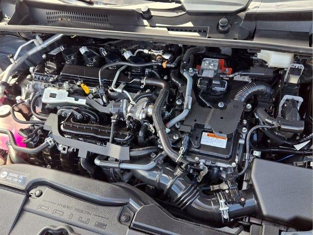 2024 Toyota Prius LE (Natl)