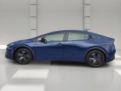 2024 Toyota Prius LE (Natl)