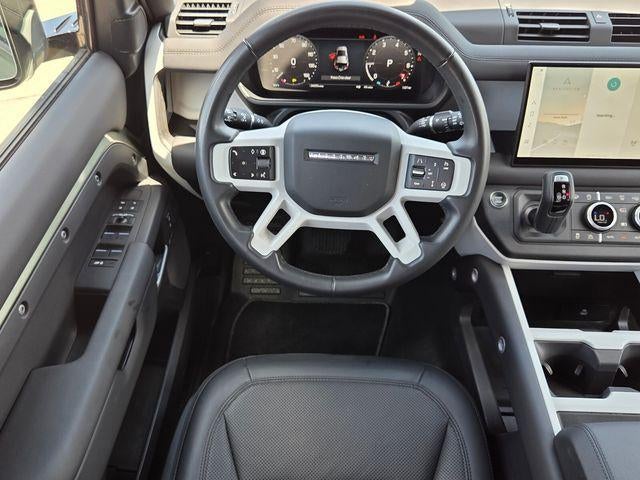 2025 Land Rover Defender 110 P300 S